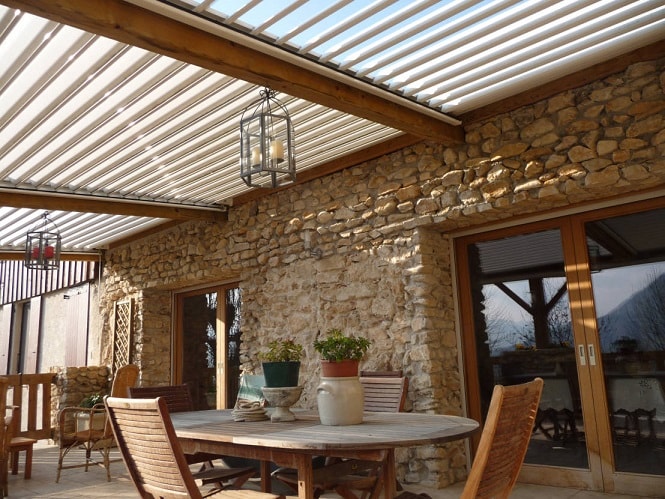 Pérgola Bioclimática de Cristal en Granada